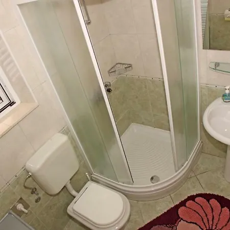 Kolovrat Apartman *